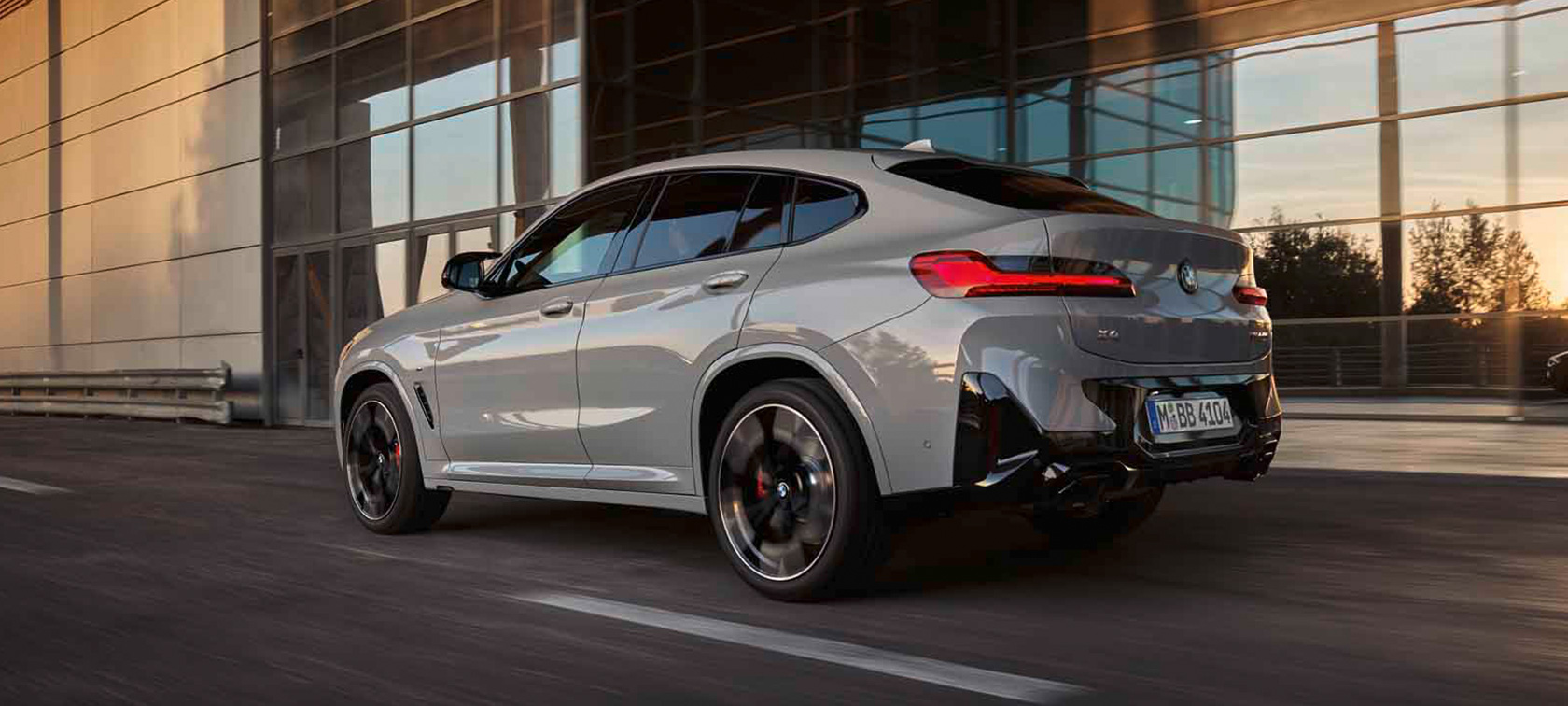 BMW X4 G02 Brooklyn Grau Vista lateral 2021 BMW X4 G02 Brooklyn Grau Vista lateral 2021