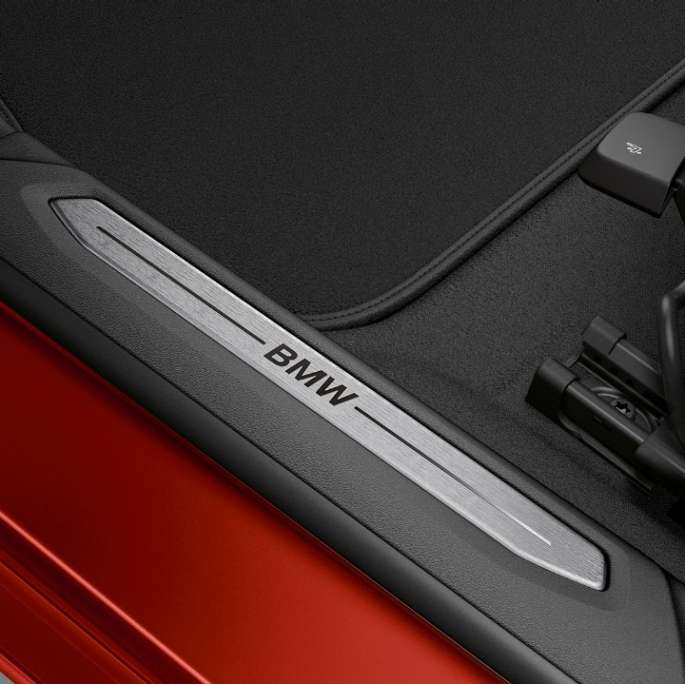 Molduras de entrada nuevo BMW Serie 2 Gran Coupé Acabado Sport Melbourne Rot F44, interior
