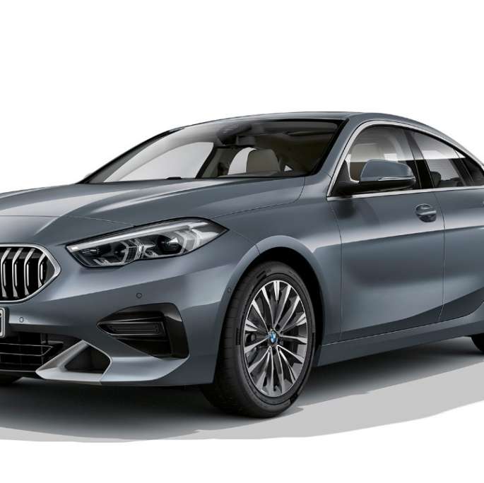 Parrilla BMW nuevo BMW Serie 2 Gran Coupé Acabado Luxury Storm Bay metalizadoF44, vista de tres cuartos del frontal