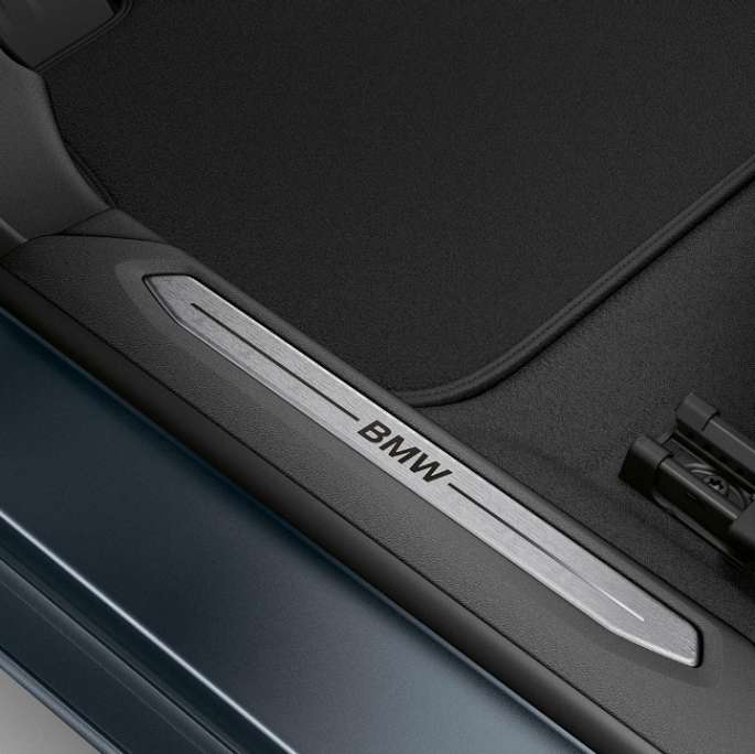 Molduras de entrada nuevo BMW Serie 2 Gran Coupé Acabado Luxury F44, interior